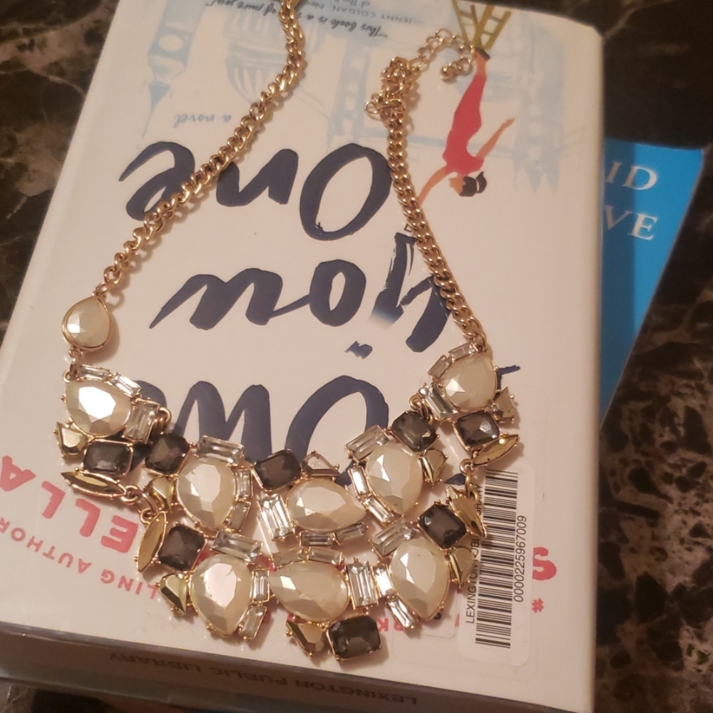 statement necklace